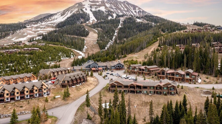 4b Lodgeside 3 Bedroom Townhouse by Moonlight Basin Lodging