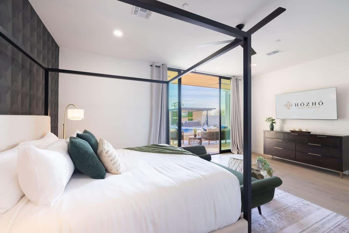 8 chambres, fer et planche à repasser, Wi-Fi gratuit, draps fournis