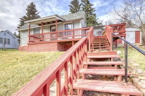 Exterior - A fun, exciting, and convenient lodging experience right on Main Street Deadwood (Deadwood)