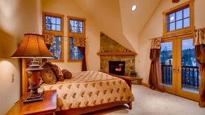 4 Schlafzimmer, Bügeleisen/Bügelbrett, Internetzugang, Bettwäsche