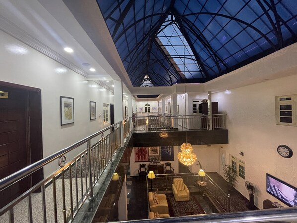 Lobby - Inkova apartment and suites (Abuja)