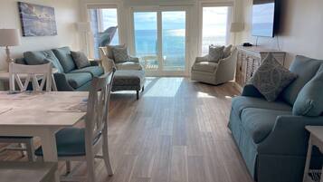 Smart TV, reproductor de DVD y libros