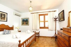 3 Schlafzimmer, Bügeleisen/Bügelbrett, WLAN, Bettwäsche