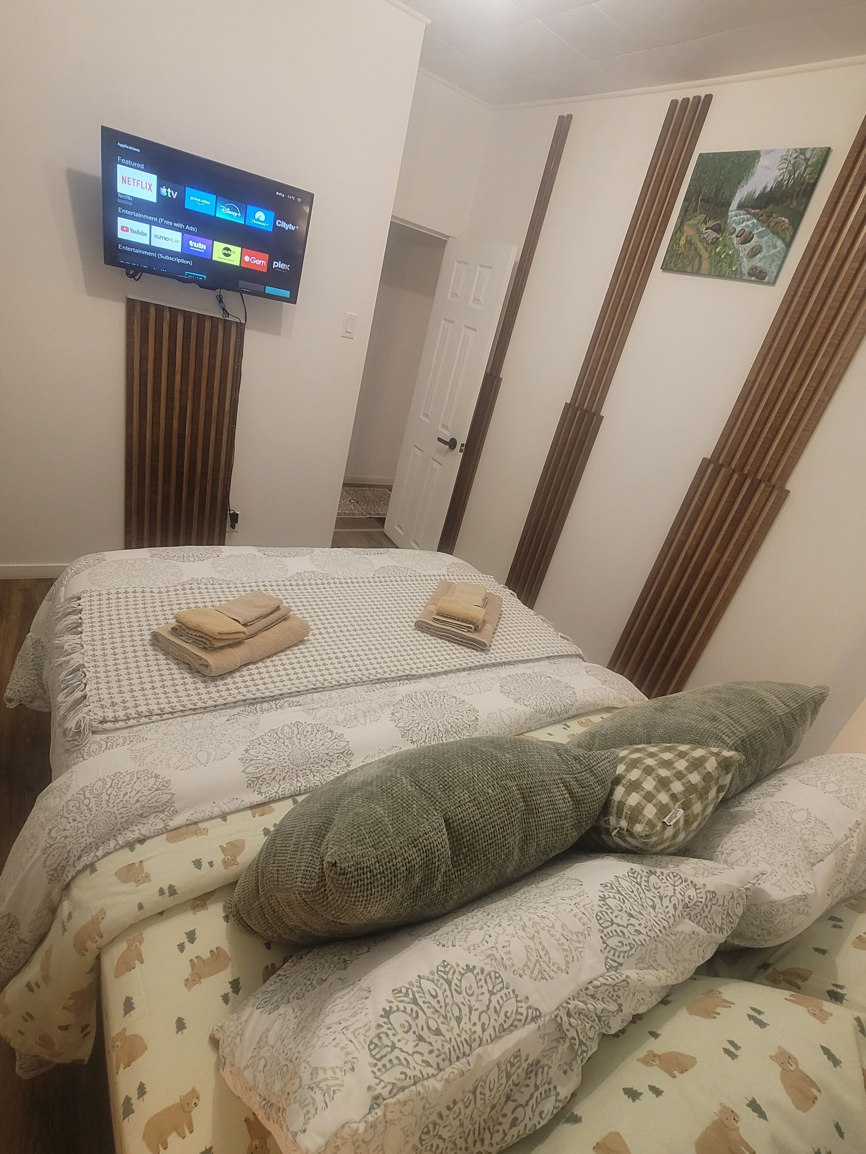 1 bedroom, iron/ironing board, free WiFi, bed sheets