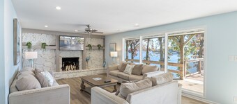 Expansive Decks, Firepit, Stunning Views All Over