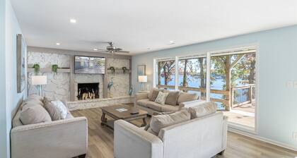 Expansive Decks, Firepit, Stunning Views All Over