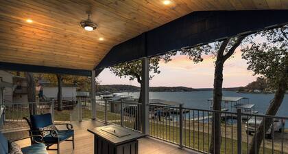 Sunset & Lake Views, Kayak, Outdoor Dining & Seats