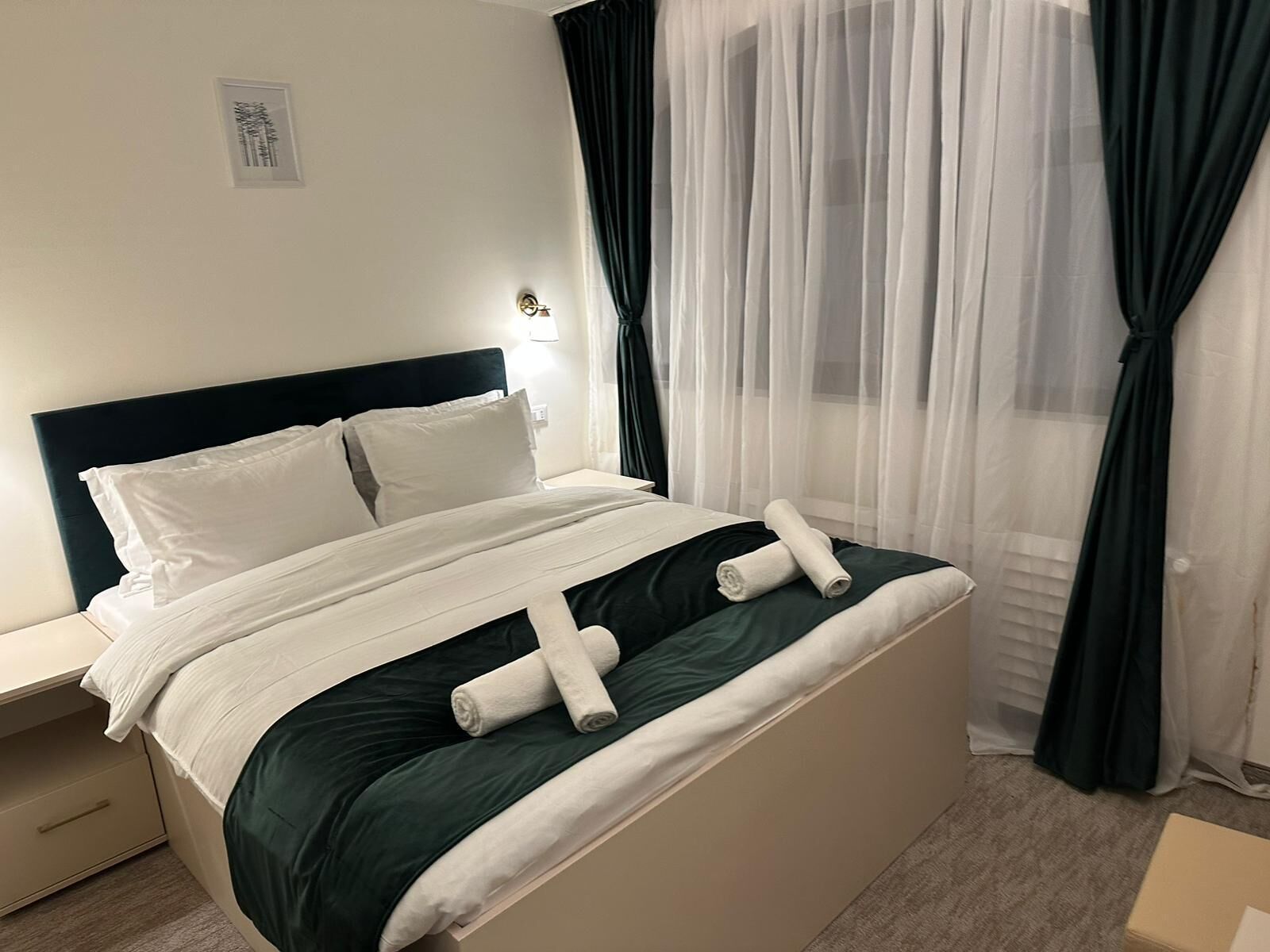 Classic Double Room | Hypo-allergenic bedding, memory-foam beds, minibar