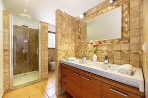 風筒、提供毛巾