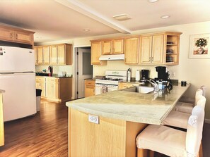 Fridge, microwave, oven, stovetop - Maine Lake Country Home: Pond, Water Crafts and Ski (Turner)