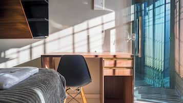 Concierge desk