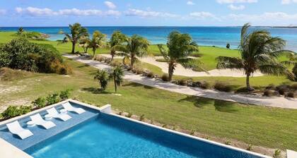 Sea Salt Villa - New Modern Large 7 Bedroom Luxury Villa + Concierge!