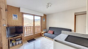 TV - Flat Grand Cerf 78 - 6 persons - Saint Jean D'Aulps - Near Morzine (Saint-Jean-d´Aulps)