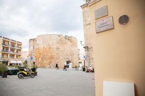 Point of interest - ALCOVE OF THE SEA 1 (Alghero)