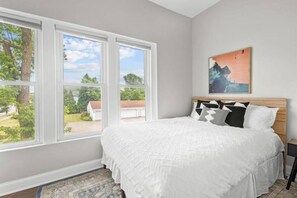 4 chambres, bureau, fer et planche à repasser, Wi-Fi