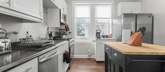 Beautifully Refreshed Home Close to Downtown FW!