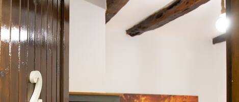 1 غرفة نوم وواي فاي وملاءات أسرّة