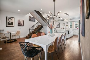 Dining - Mile-High Modern Retreat: Your Denver Getaway (Denver)