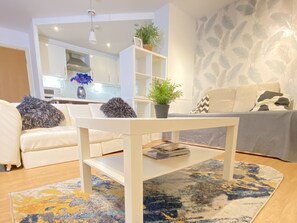 Apartment, 1 Queen Bed with Sofa bed | Dining - Spacious Luxury 1-bed Apartment in London Excel (London)