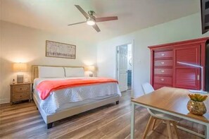 3 chambres, bureau, fer et planche à repasser, Wi-Fi gratuit