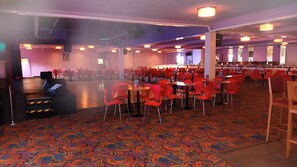 Banquet hall - 3 bed Static 12ft Caravan Home From Home Somerset (Watchet)