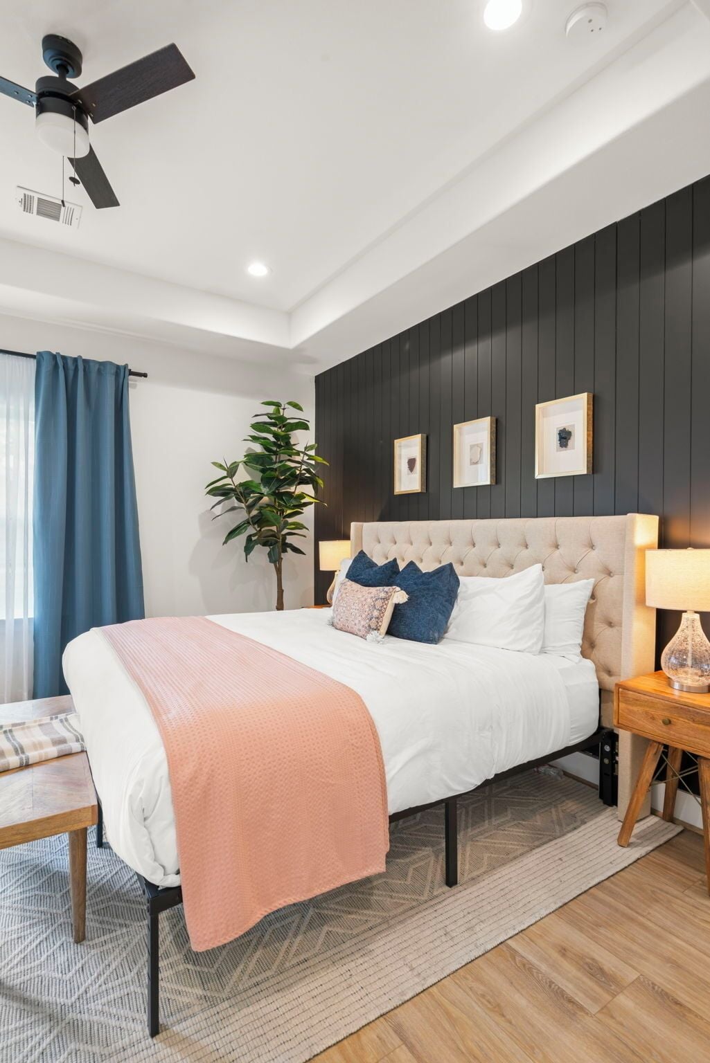 4 bedrooms, desk, iron/ironing board, free WiFi