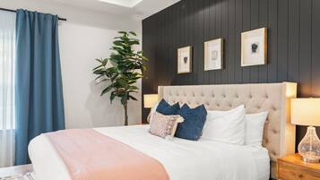 4 bedrooms, desk, iron/ironing board, free WiFi