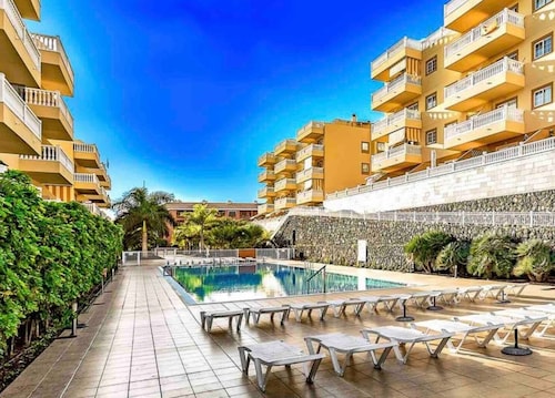 Très bel Appartement Lumineux 2chambres et Grande Terrasse à Palmmar