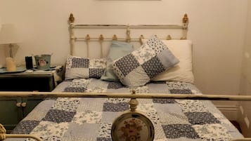 4 bedrooms, free WiFi, bed sheets