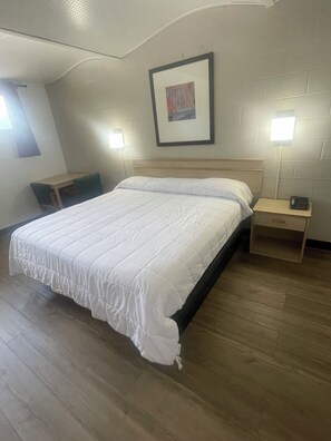 Enkelrum - balkong | Skrivbord, arbetsyta för laptop och gratis wi-fi
