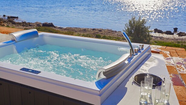 室外 SPA 浴池
