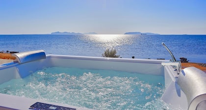 Villa Maraus- Seafront villa in Marausa, Sicily