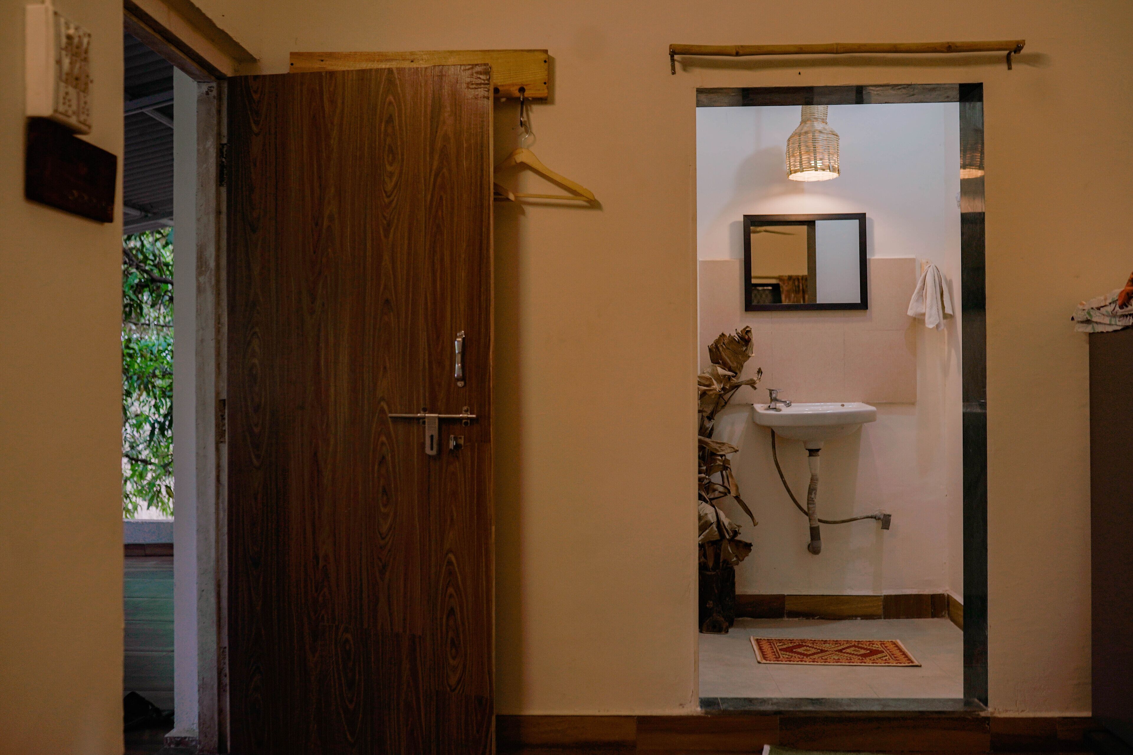 Serviettes fournies, savon