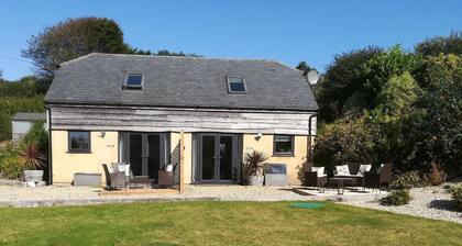 Ideal Spring Breaks for Couples