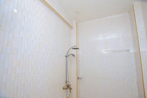 Standardzimmer | Badezimmer