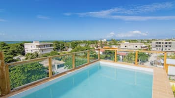 Alberca al aire libre