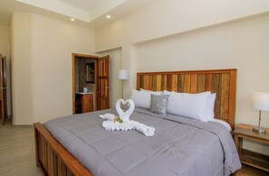 4 bedrooms, WiFi, bed sheets, wheelchair access