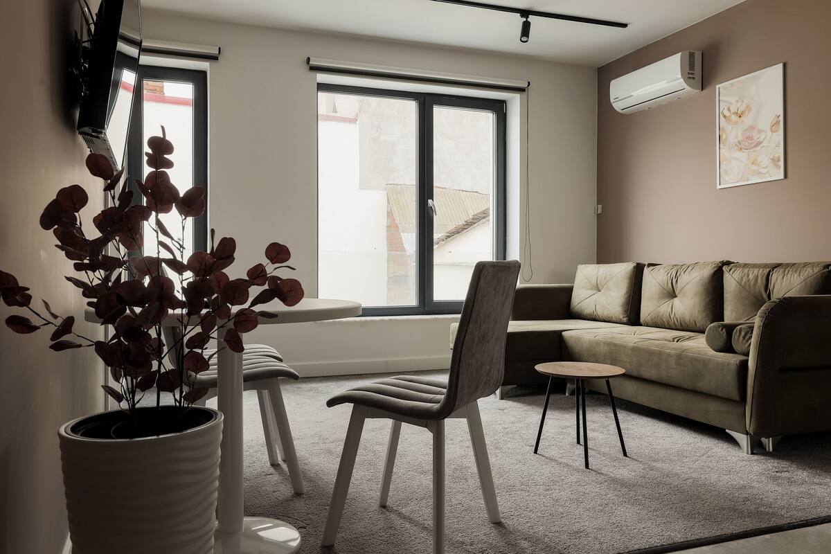 Business Apartment | 1 bedroom, iron/ironing board (on request), WiFi (free)