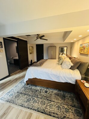 5 quartos, berço de viagem, Wi-Fi, roupa de cama