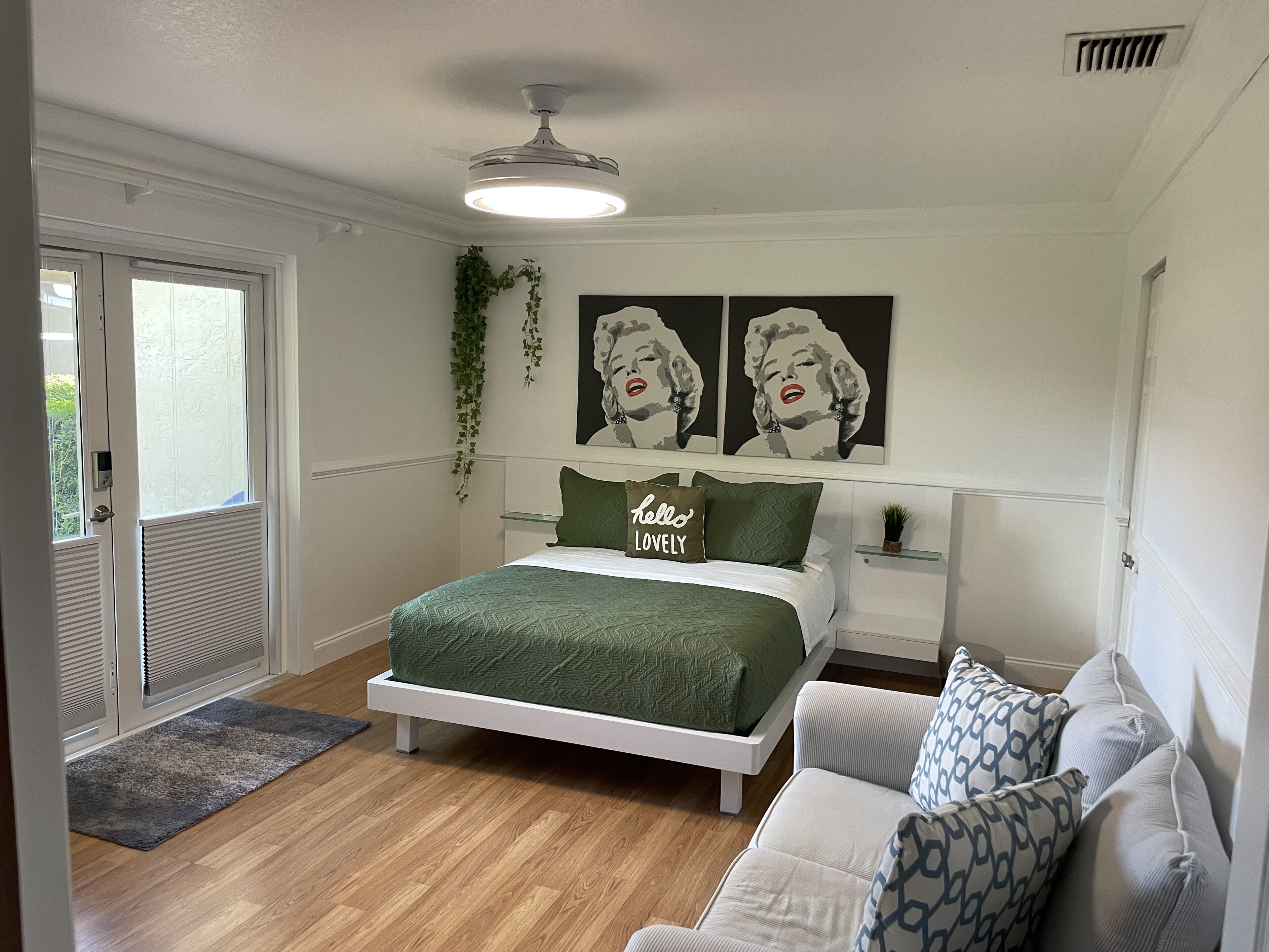 1 bedroom, desk, iron/ironing board, WiFi