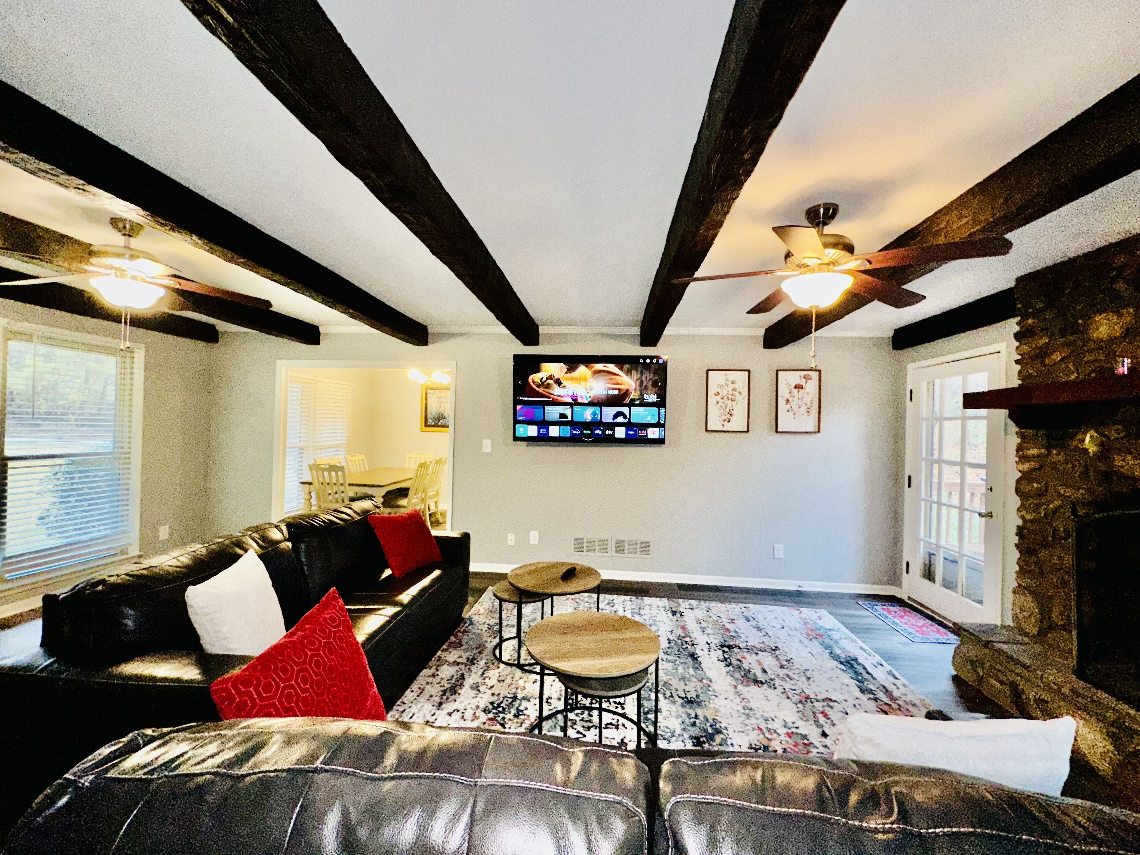 Sleep10Newly Reno vacation Home in Acworth!