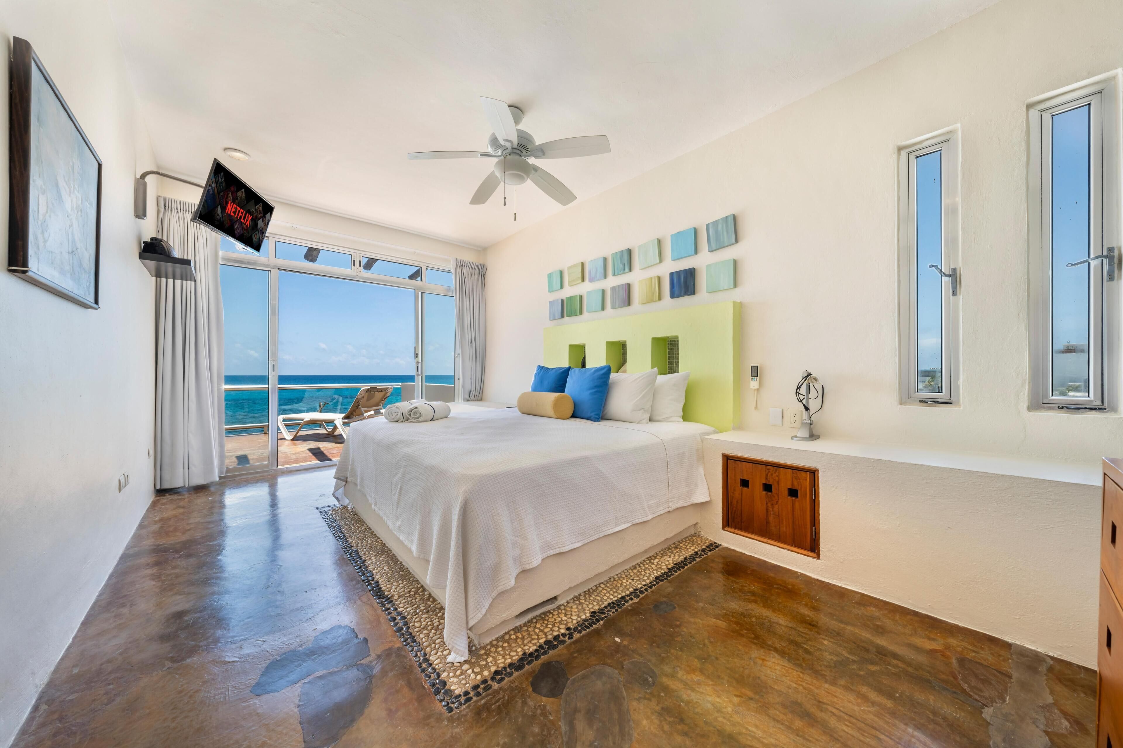 7 slaapkamers, een bureau, een strijkplank/strijkijzer, gratis wifi