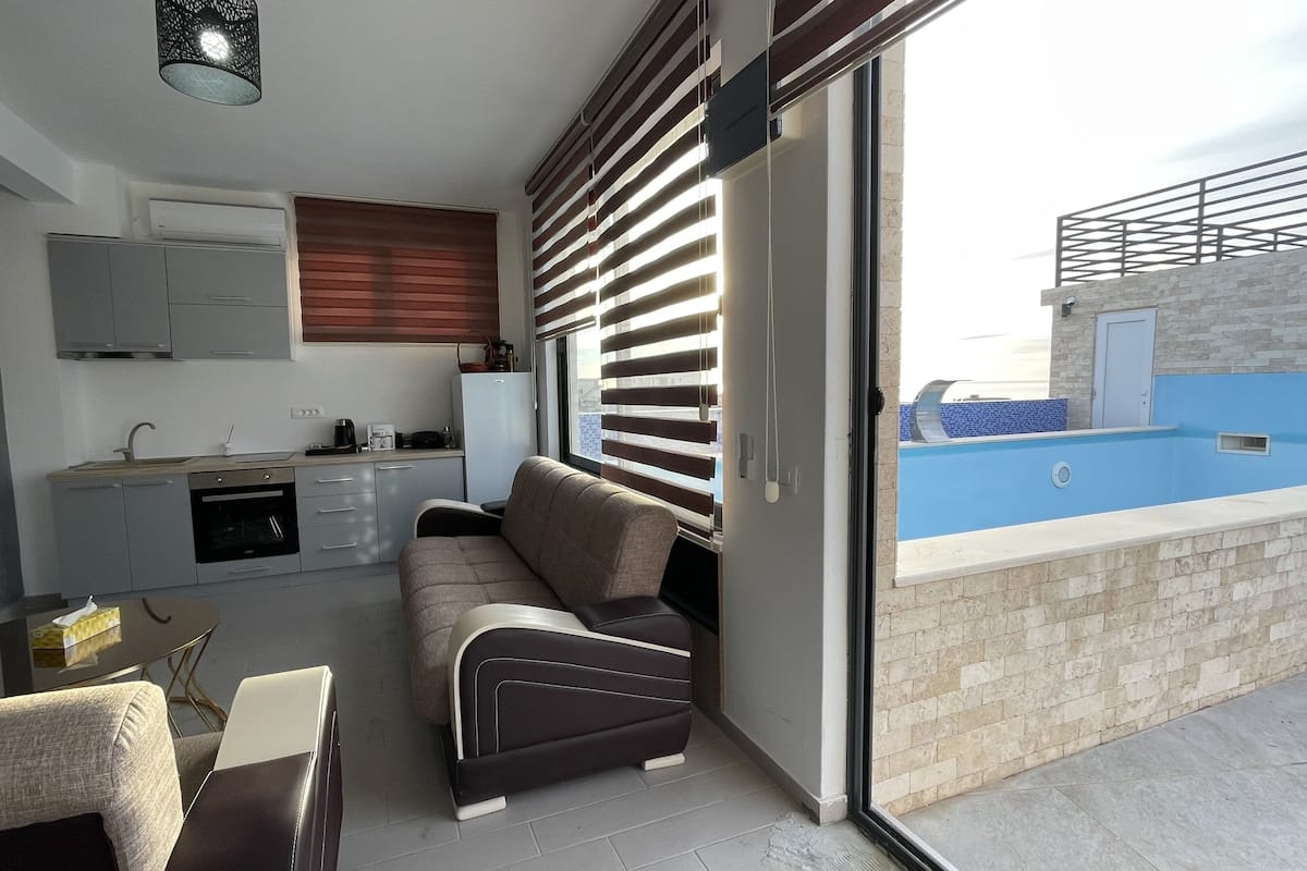 Cobertura panorâmica | Lençóis italianos Frette, roupas de cama premium, cortinas blackout