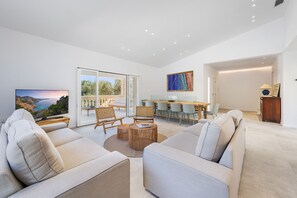 TV - VILLA BONJOUR (Puerto Pollensa)