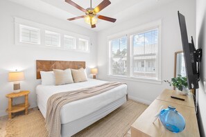 2 chambres, fer et planche à repasser, Wi-Fi, draps fournis