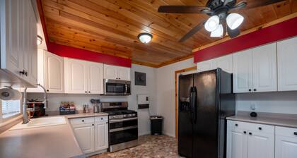 Adult Themed Cabin w/ Hot Tub