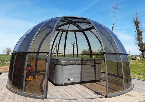 House 'Gite Paradis Des Oiseaux Du Jardin' with private pool, private terrace and private garden