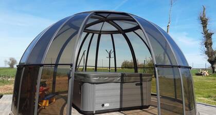 House 'Gite Paradis Des Oiseaux Du Jardin' with private pool, private terrace and private garden