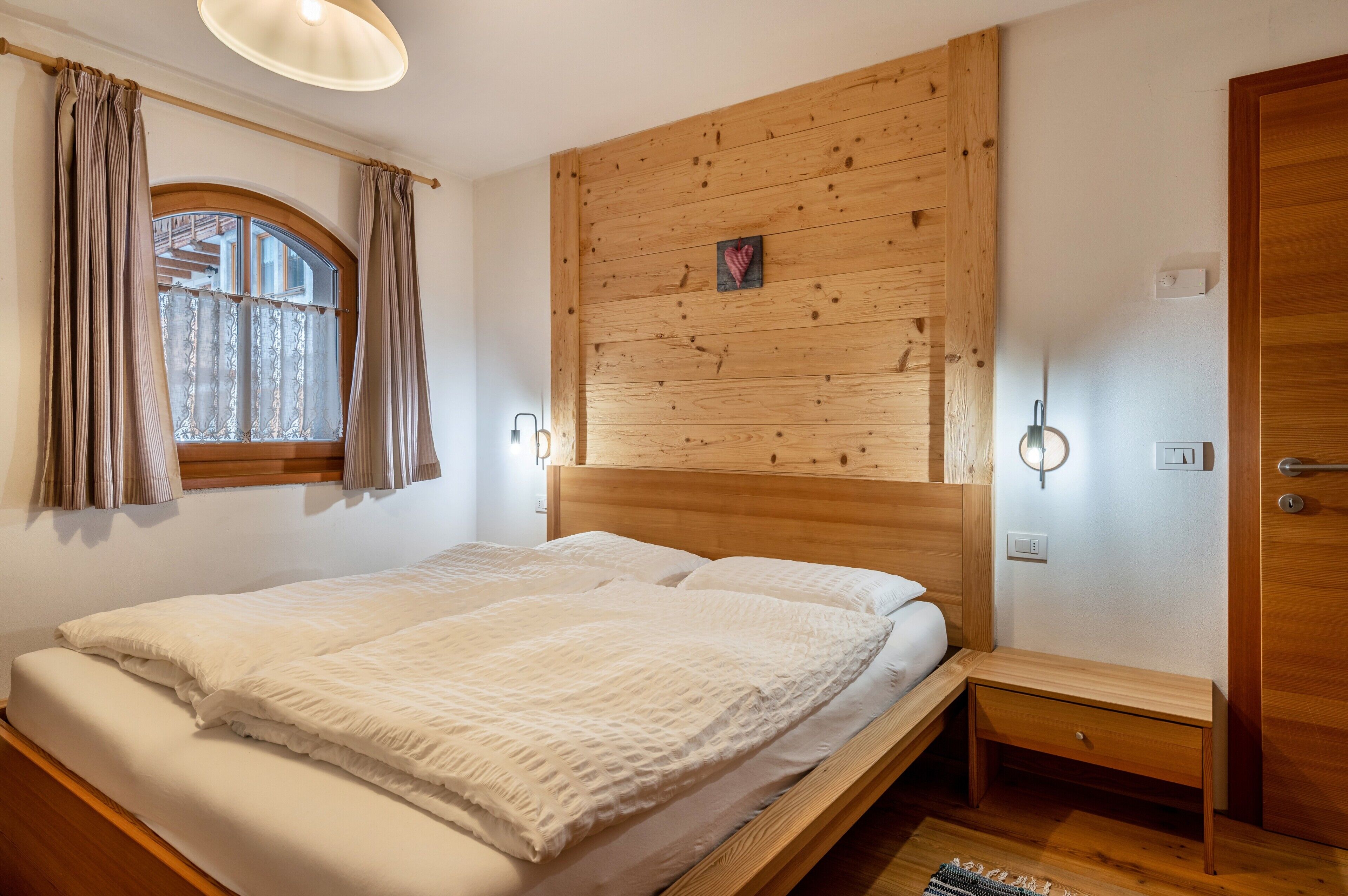 2 camere, Wi-Fi gratuito, lenzuola