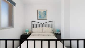 2 多间卧室、熨斗/熨衣板、床单